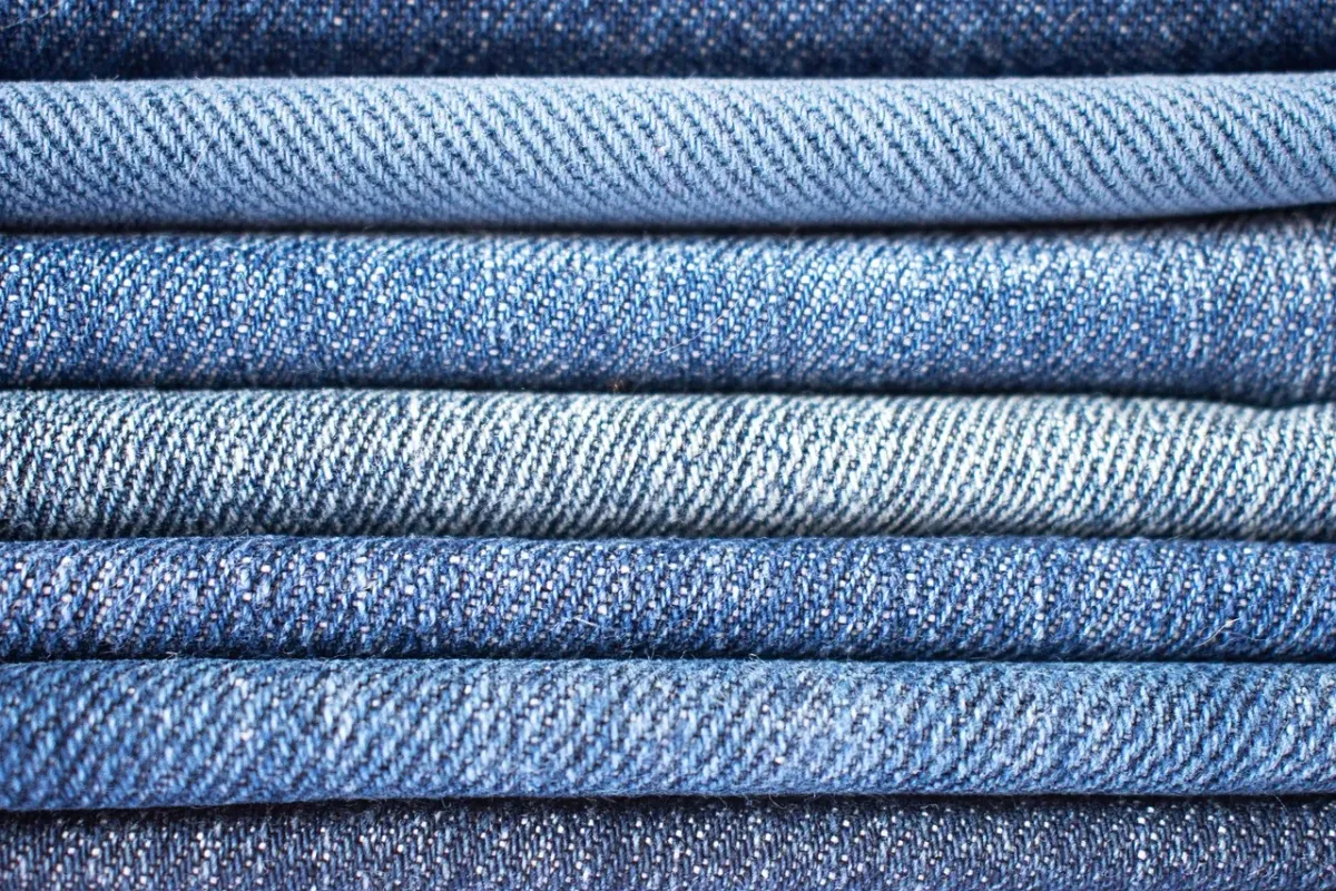 Spodnie Wrangler męskie - klasyka i styl w jednym